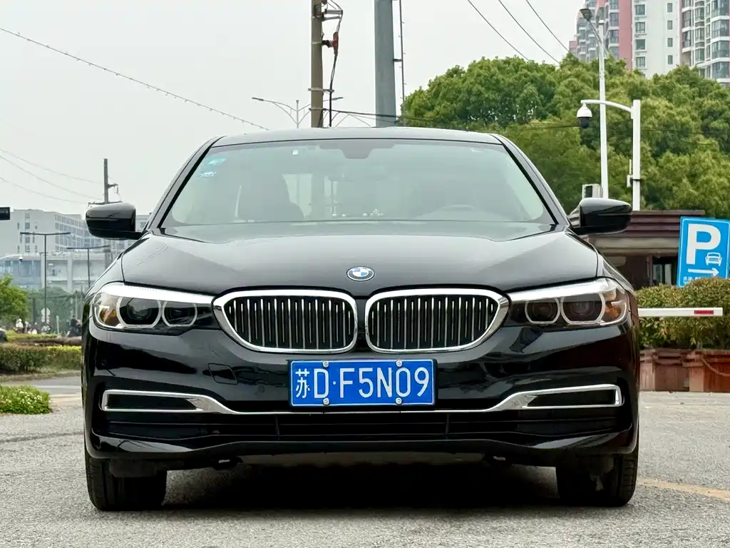 Купить BMW 5 Series