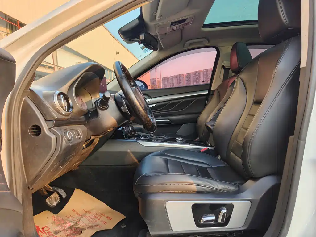 WEI PAI WEI BRAND VV7