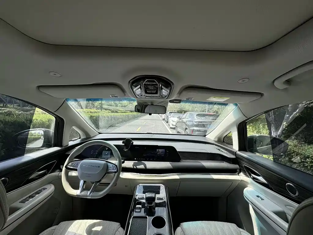 Fengxing Xinghai V9 — миниатюра 11