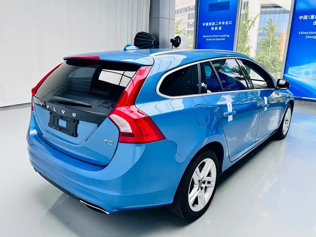 Volvo V60 — миниатюра 9
