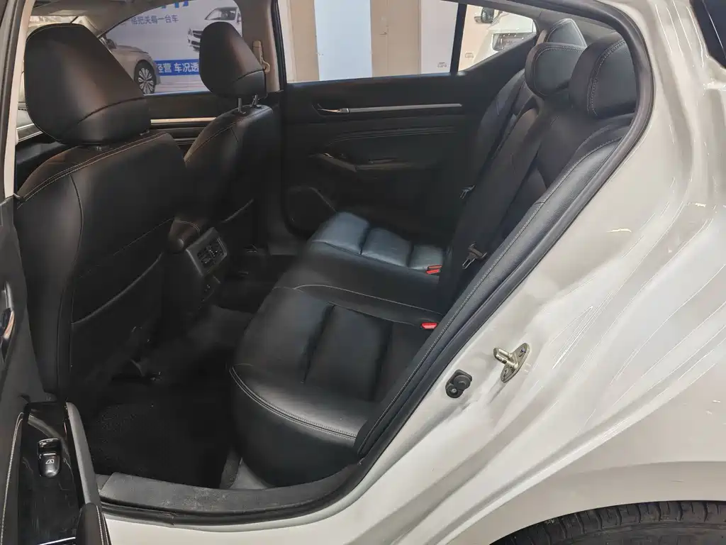 Nissan Teana — миниатюра 6