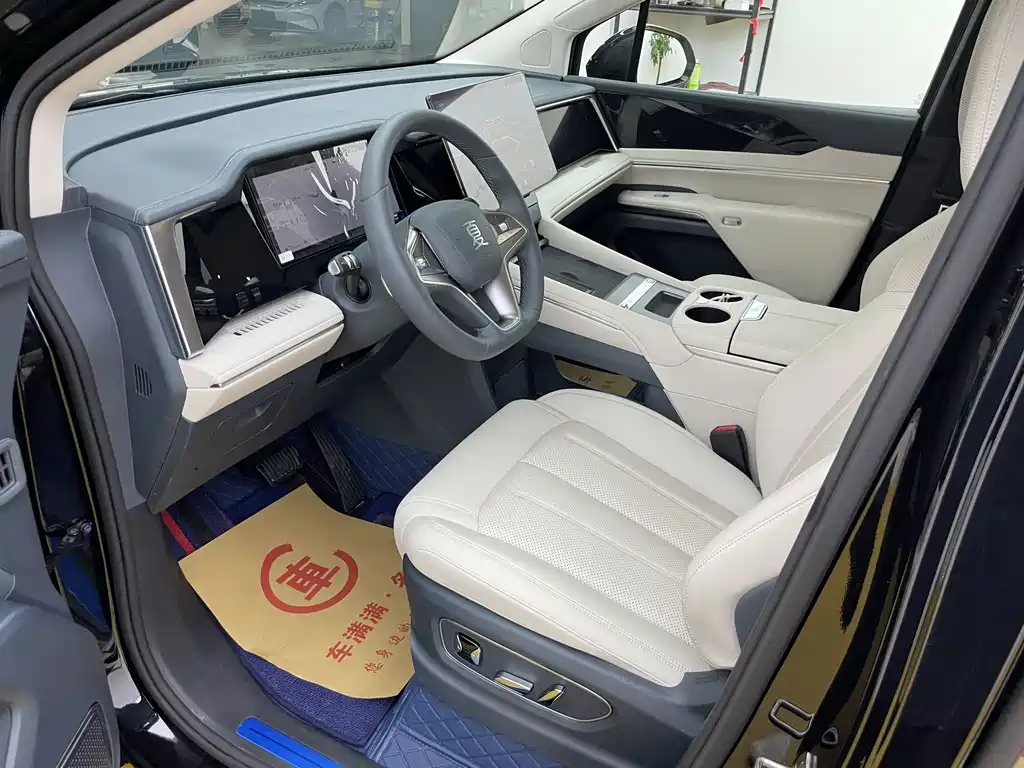 BYD Xia — миниатюра 3