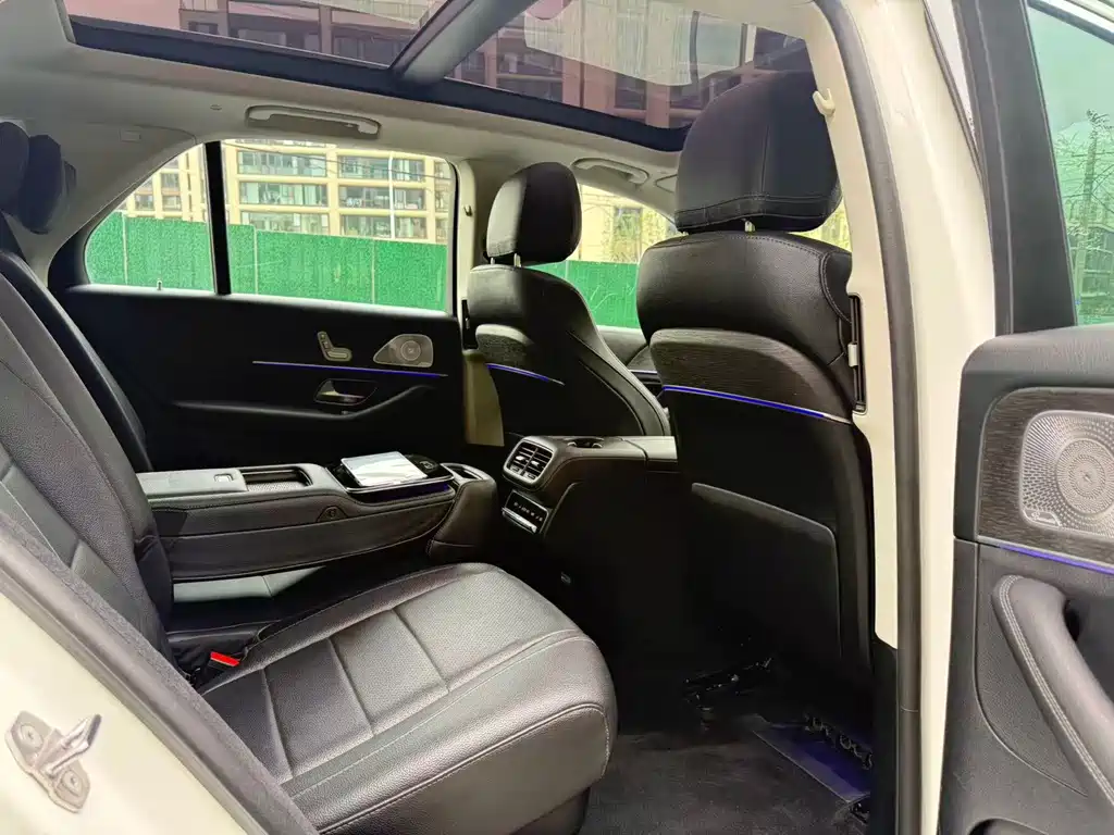 Mercedes-Benz GLE (Import) — миниатюра 11