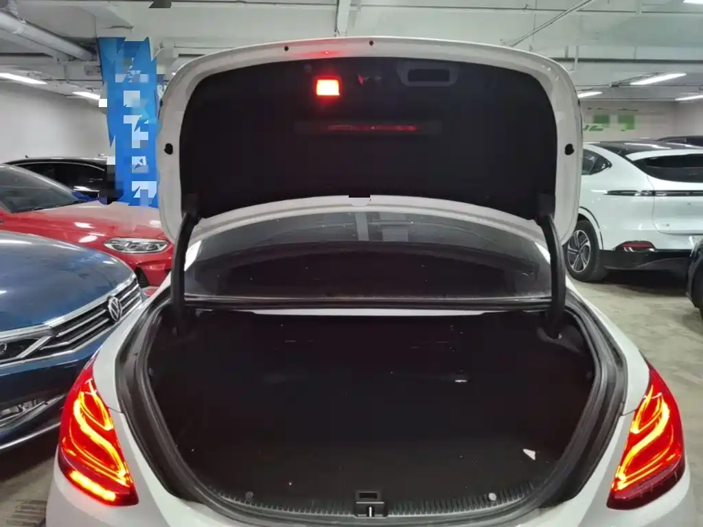 Mercedes-Benz C-Class — миниатюра 19