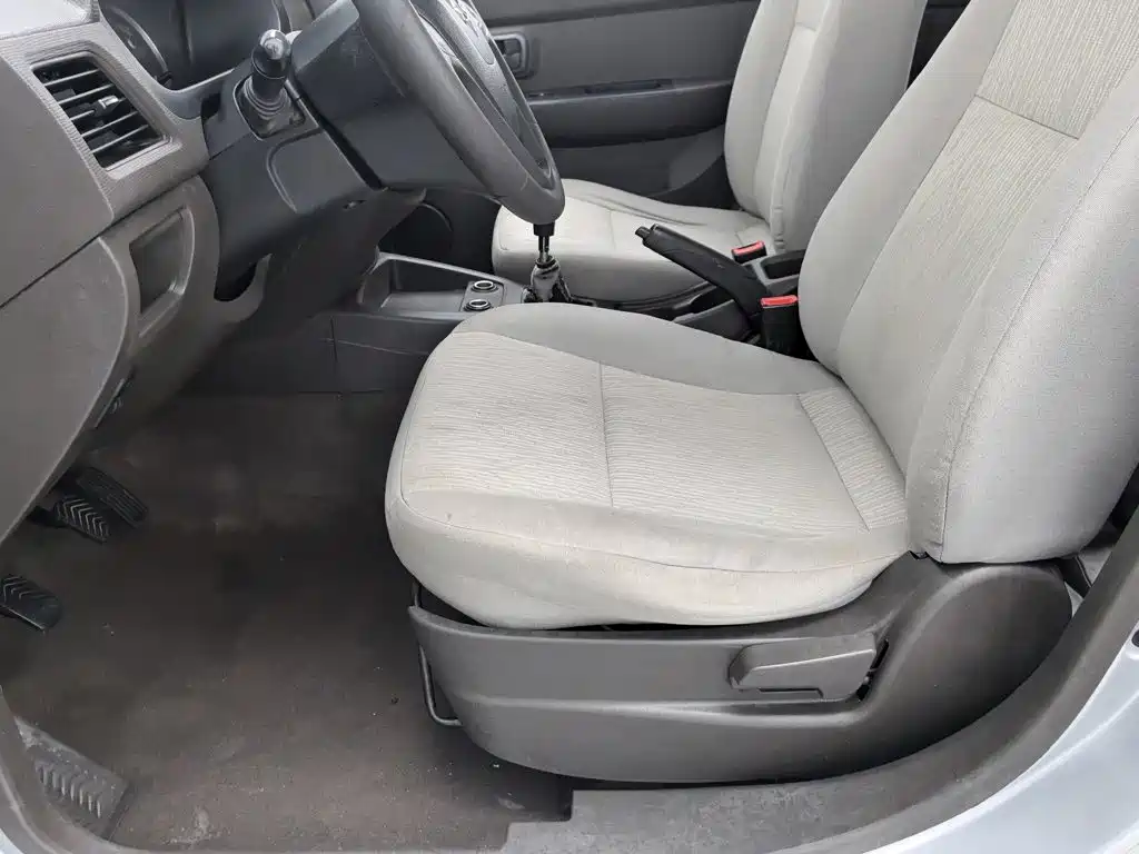 Wuling Hongguang — миниатюра 20