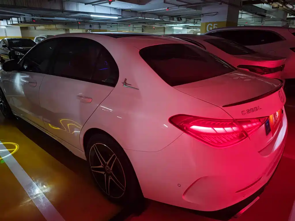 Mercedes-Benz C-Class — миниатюра 3