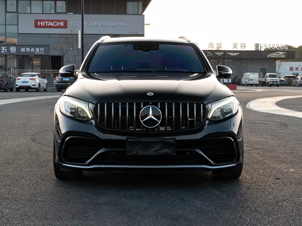 MERCEDES-BENZ GLC COUPE AMG