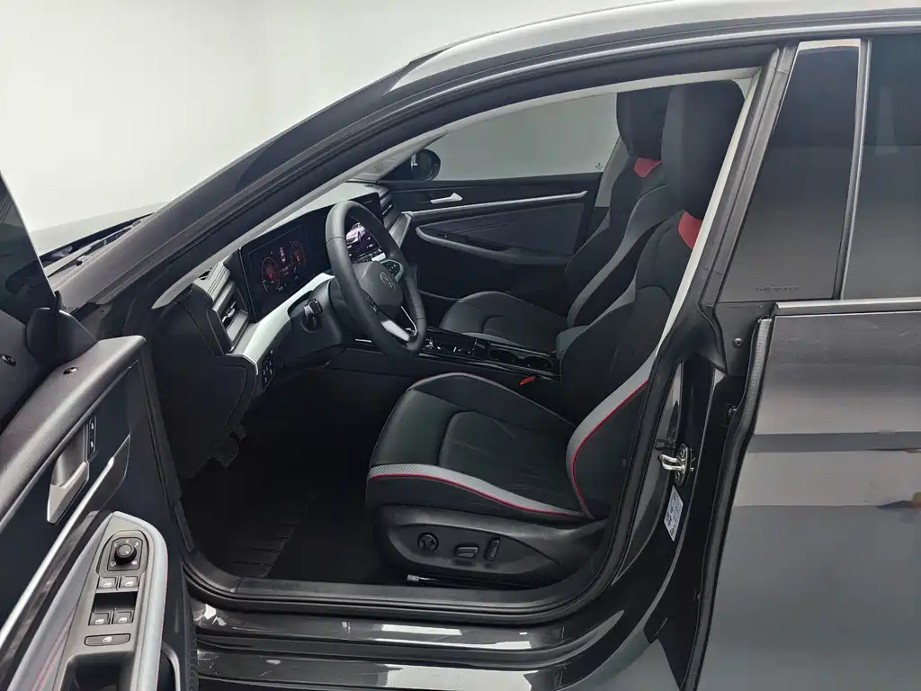 Volkswagen Lamando — миниатюра 15