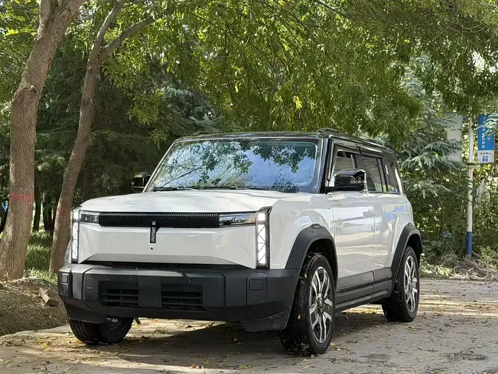 iCAR iCAR 03