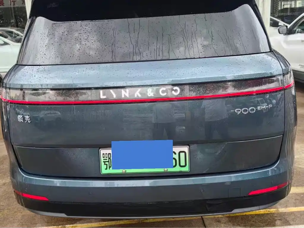 Lynk & Co Рука 900. — миниатюра 7