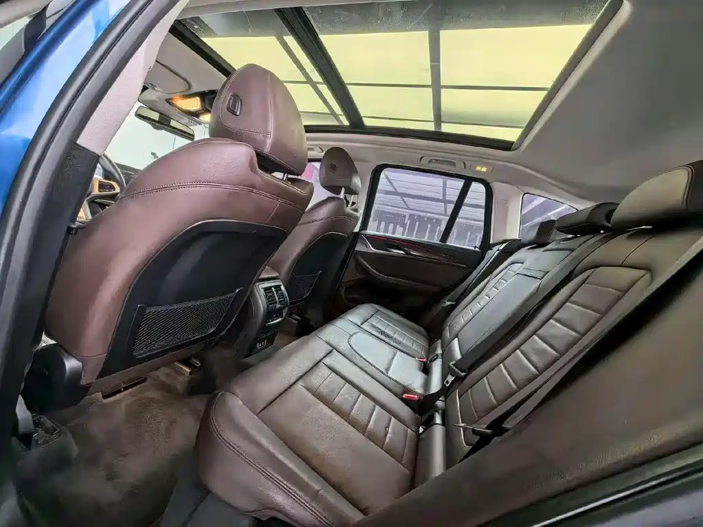 BMW X3 — миниатюра 10