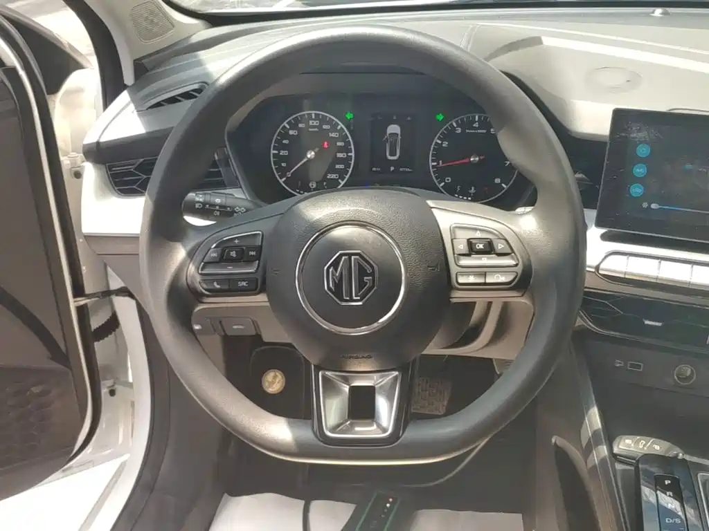 MG MG5 — миниатюра 11