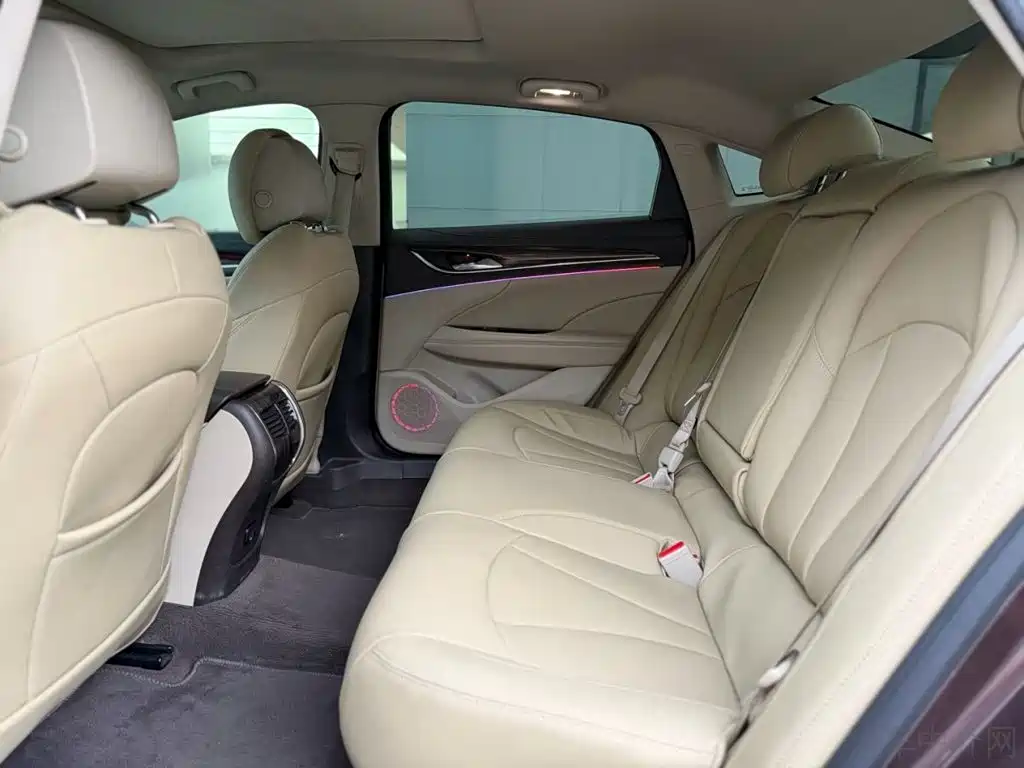 Buick LaCrosse — миниатюра 8