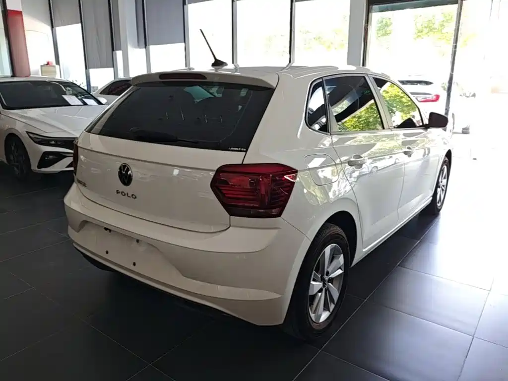 Volkswagen Polo — миниатюра 7