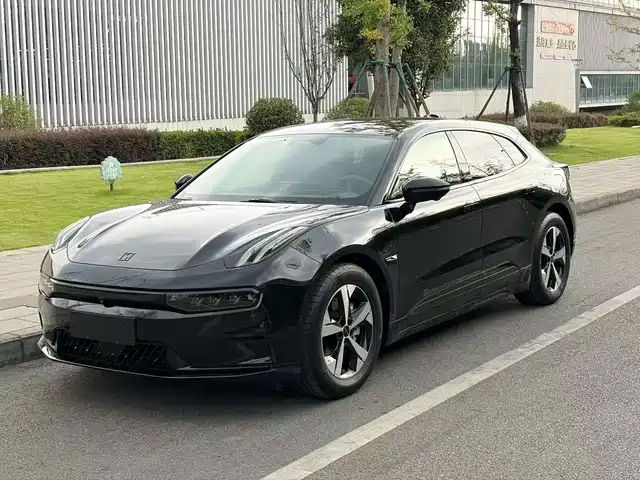2023 Zeekr 001