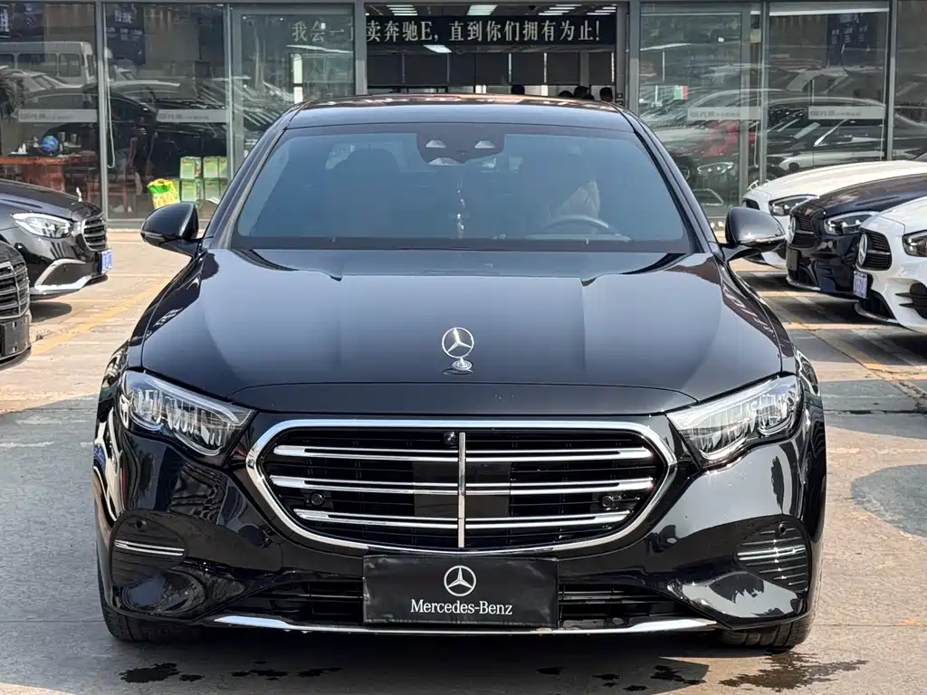 Mercedes-Benz E-Class 2024