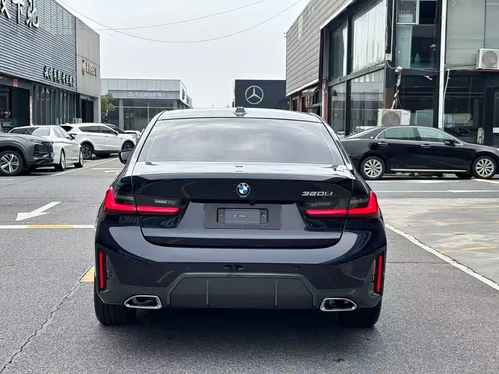 BMW 3 Series — миниатюра 8