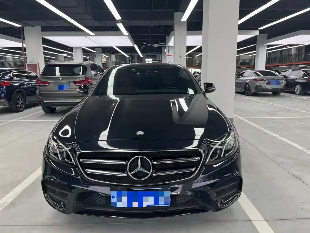 Mercedes-Benz E-Class — миниатюра 2
