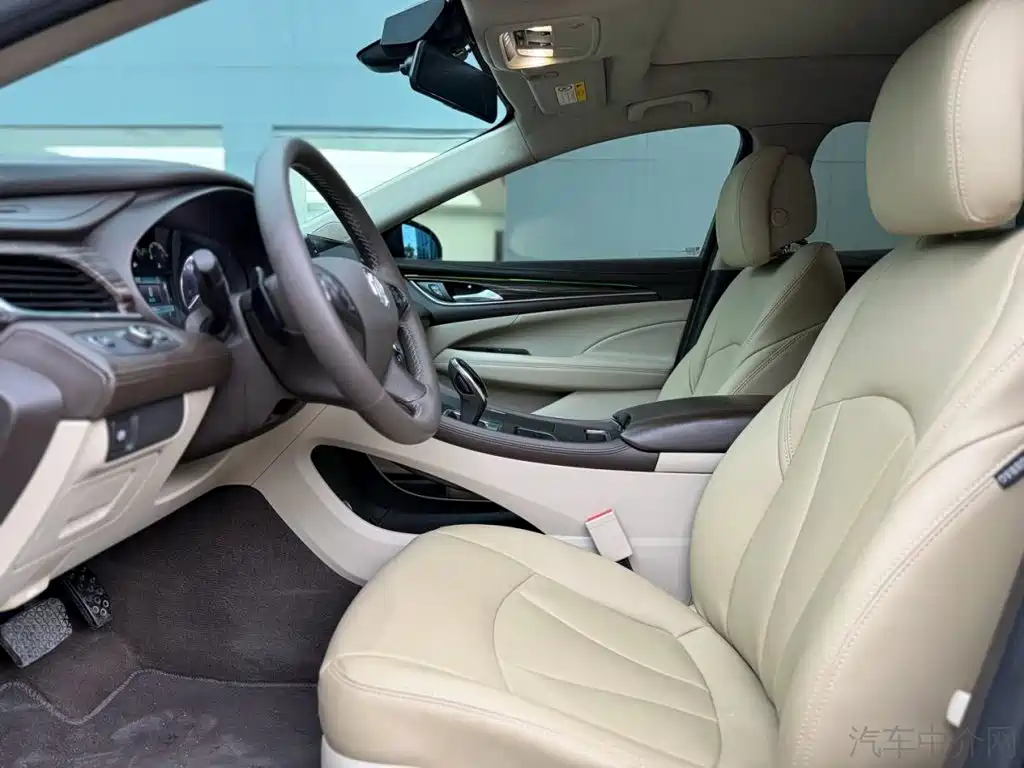 Buick LaCrosse — миниатюра 7