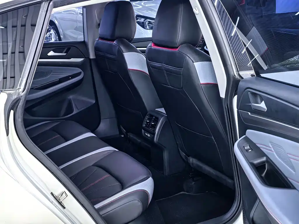 Volkswagen Lamando — миниатюра 15