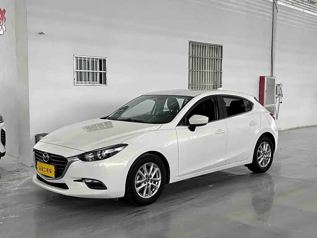 Mazda 3 Axela 2019