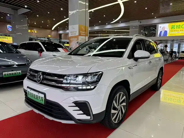 Volkswagen Tharu PHEV