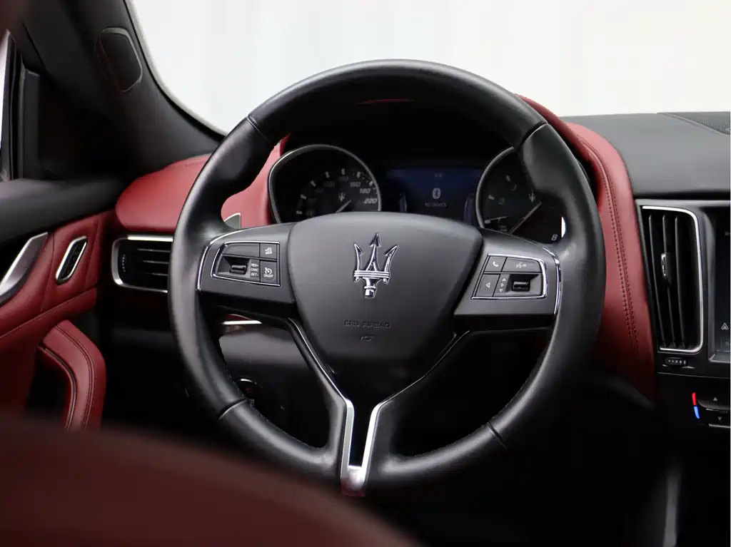Maserati Levante — миниатюра 14