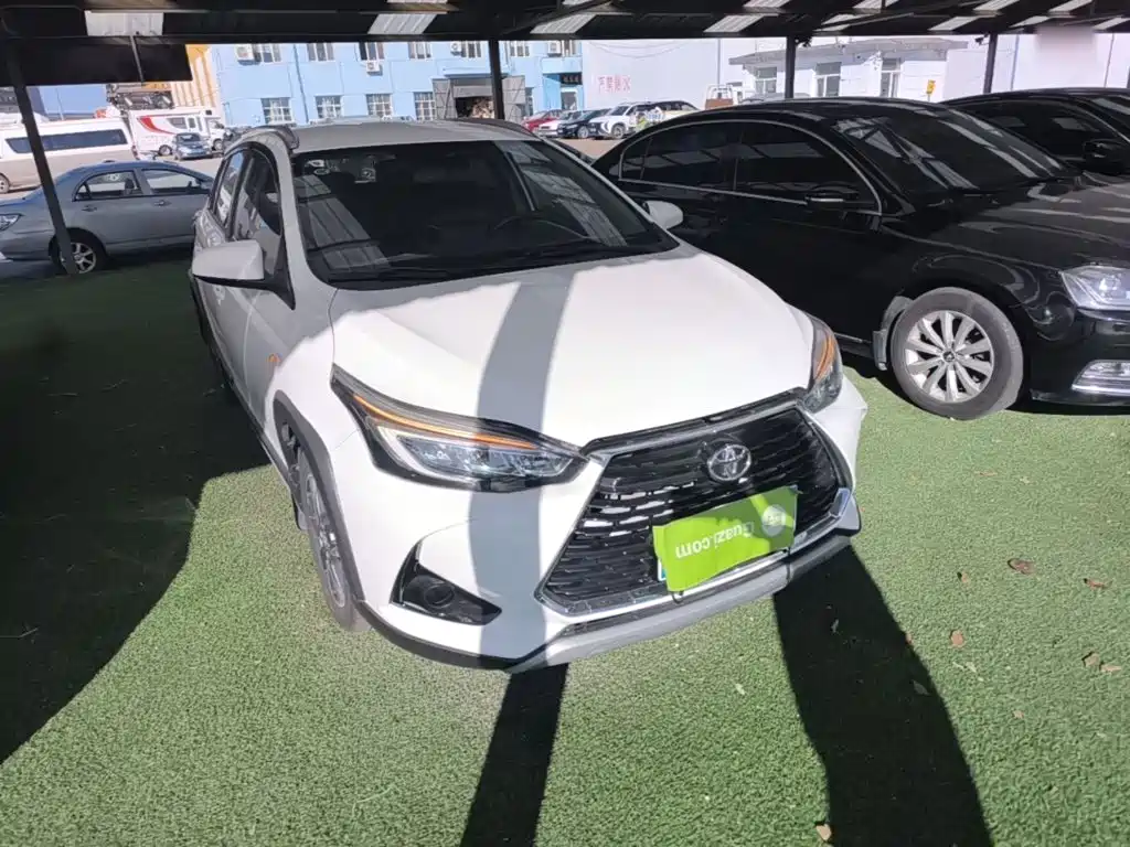 Toyota Yaris L — миниатюра 4