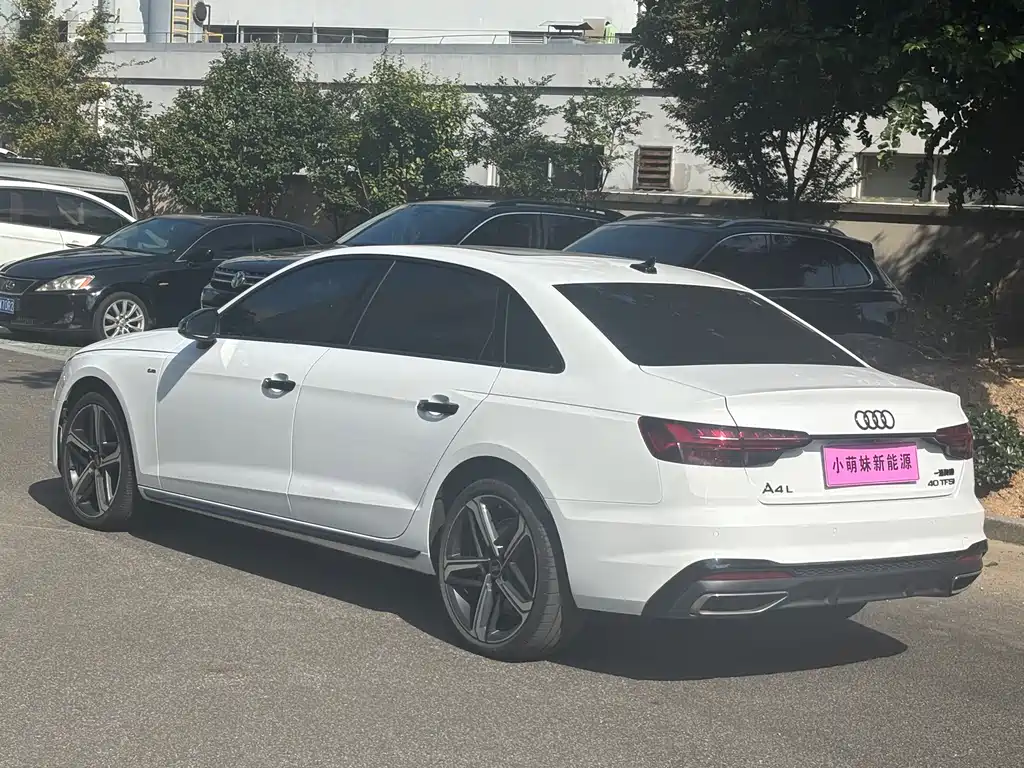 Audi A4L — миниатюра 22