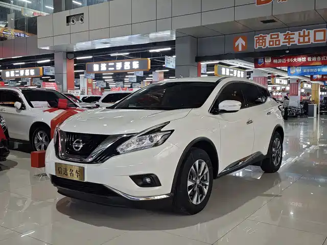NISSAN LOULAN 2023