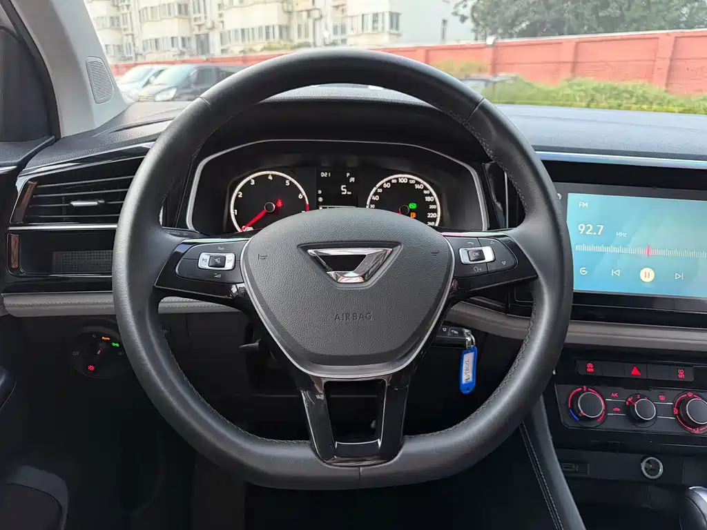 Jetta VS5 — миниатюра 8
