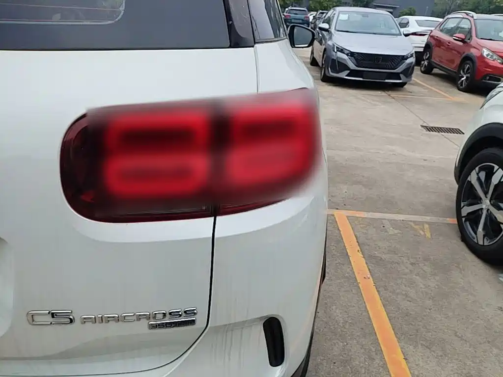 Citroen C5 AIRCROSS — миниатюра 8