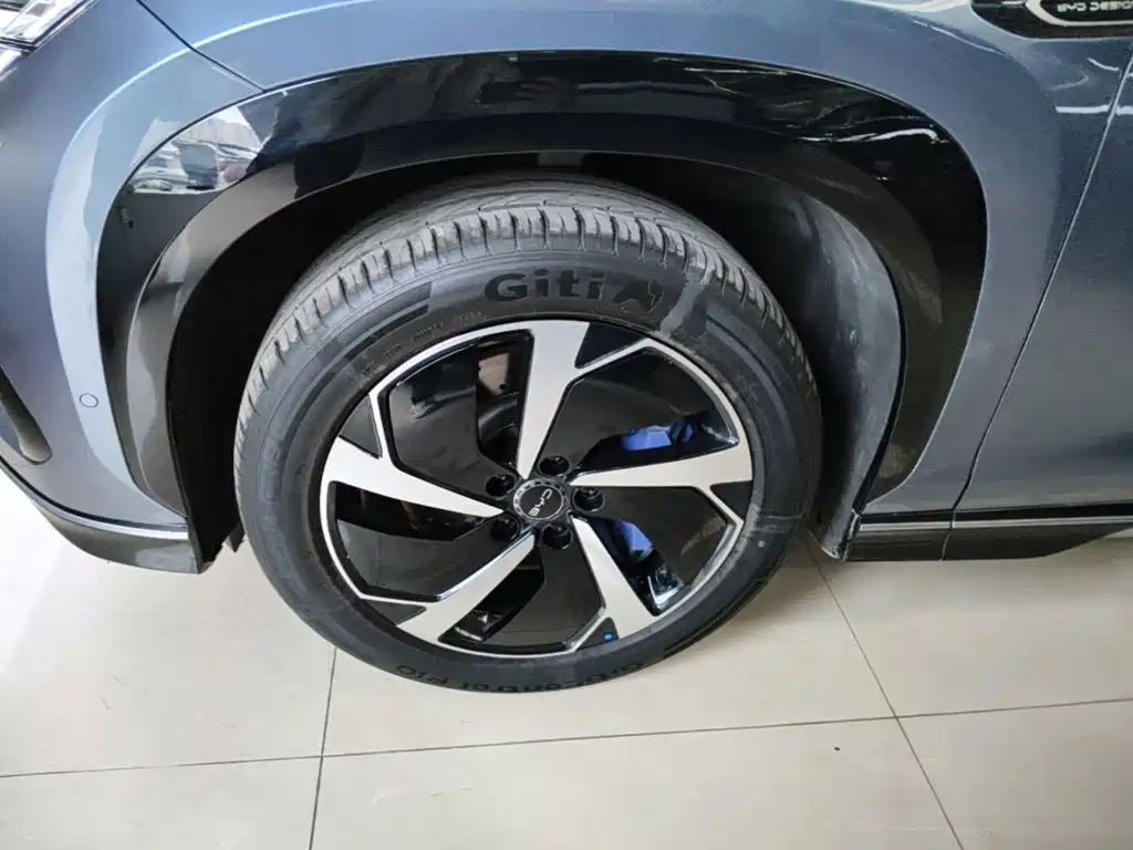 BYD Sealion 07 EV — миниатюра 23