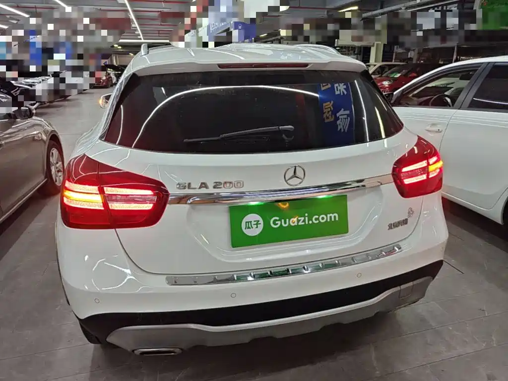 Mercedes-Benz GLA — миниатюра 6