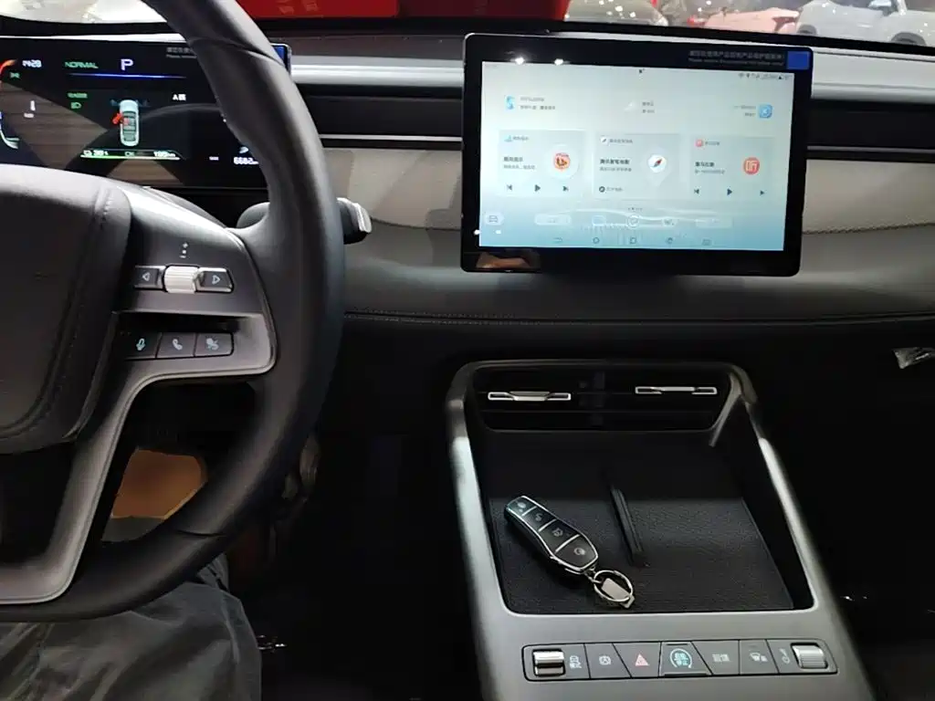 BYD Qin PLUS — миниатюра 10