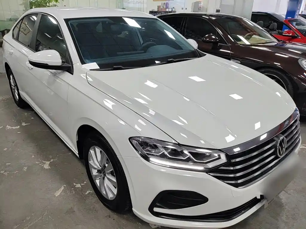 Volkswagen Lavida — миниатюра 4