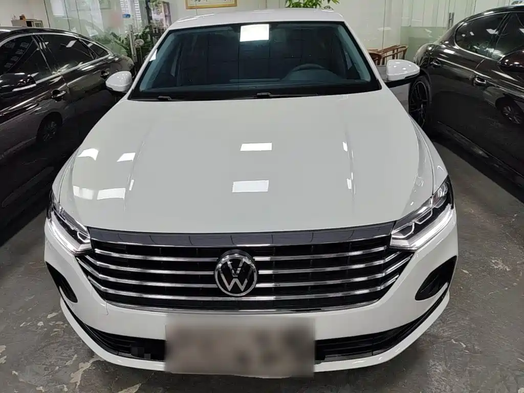 Volkswagen Lavida — миниатюра 3