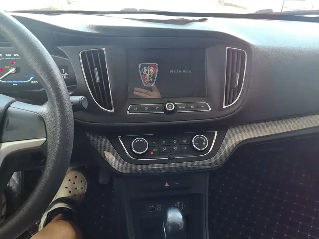 Roewe 360 — миниатюра 13