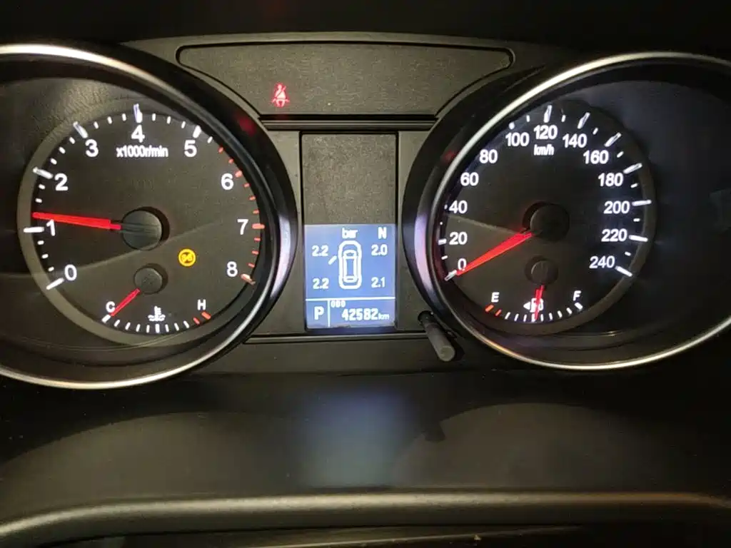 Haval M6 — миниатюра 12