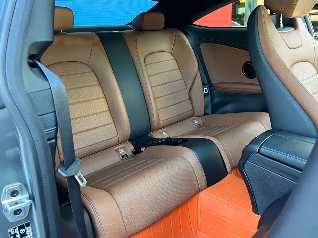 Mercedes-Benz C-Class (Import) — миниатюра 32