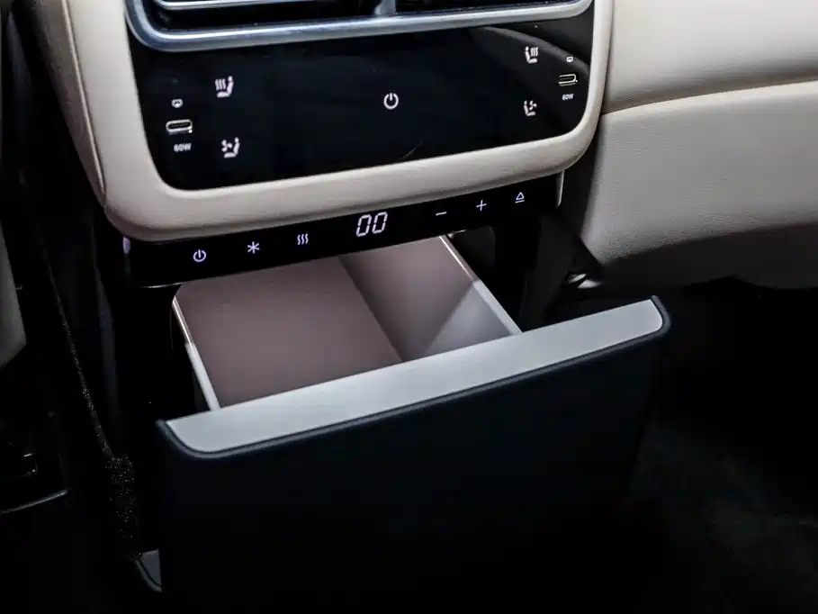 Li Auto Li L7 — миниатюра 22