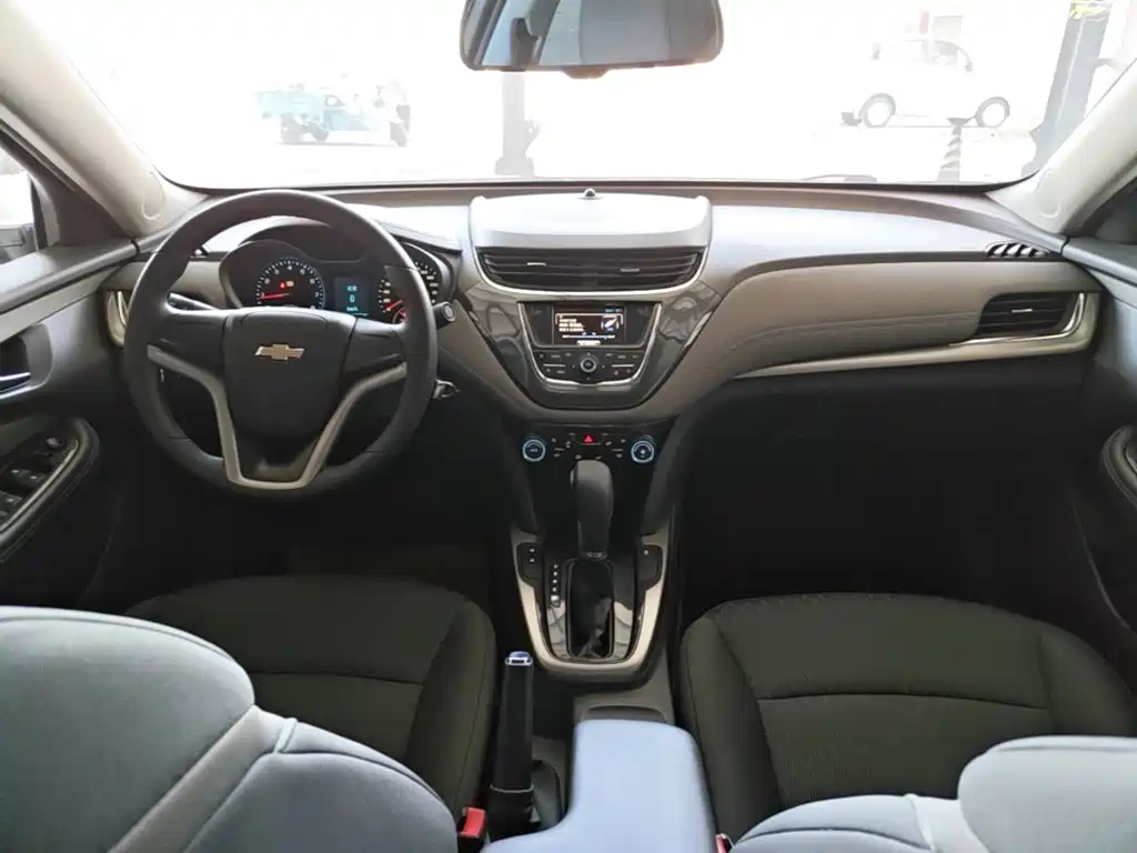 Chevrolet Malibu — миниатюра 10