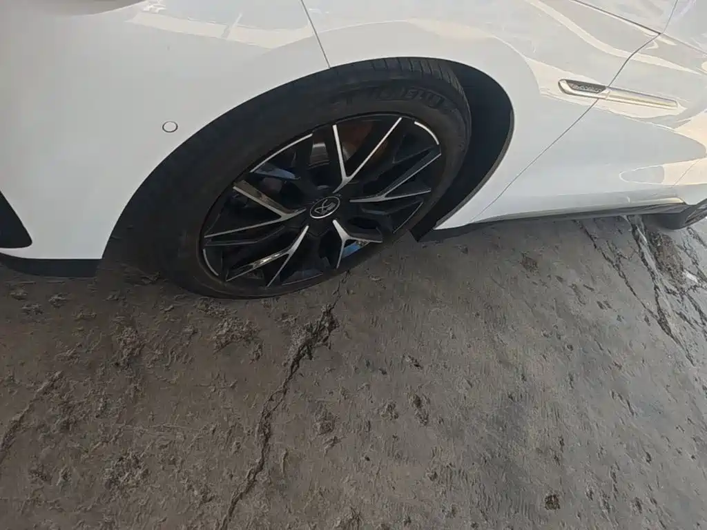 BYD Han — миниатюра 23