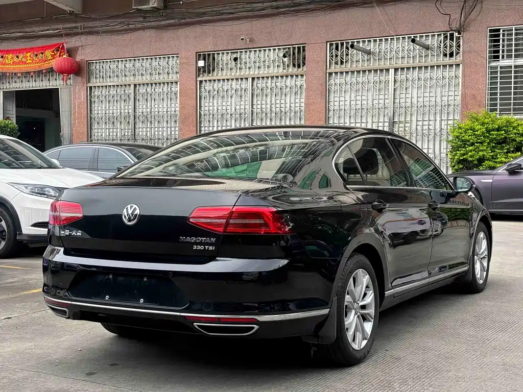 Volkswagen Magotan 2018 330TSI DSG Luxury
