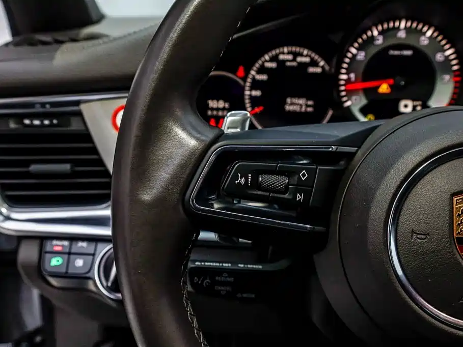 Porsche Panamera — миниатюра 23