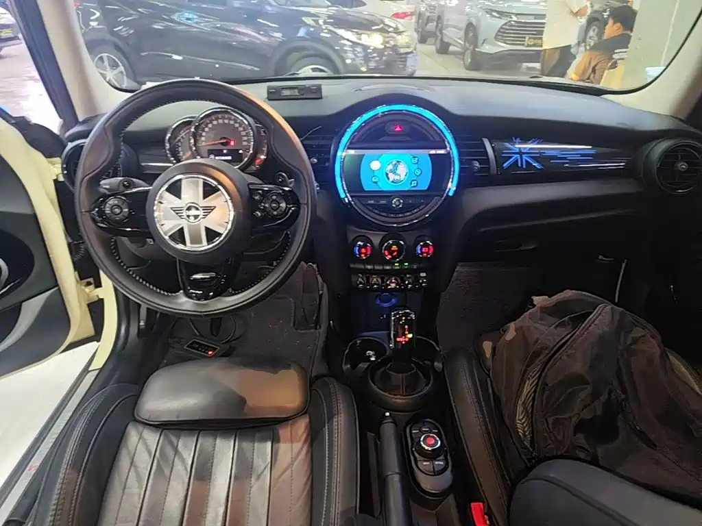 MINI Mini — миниатюра 10