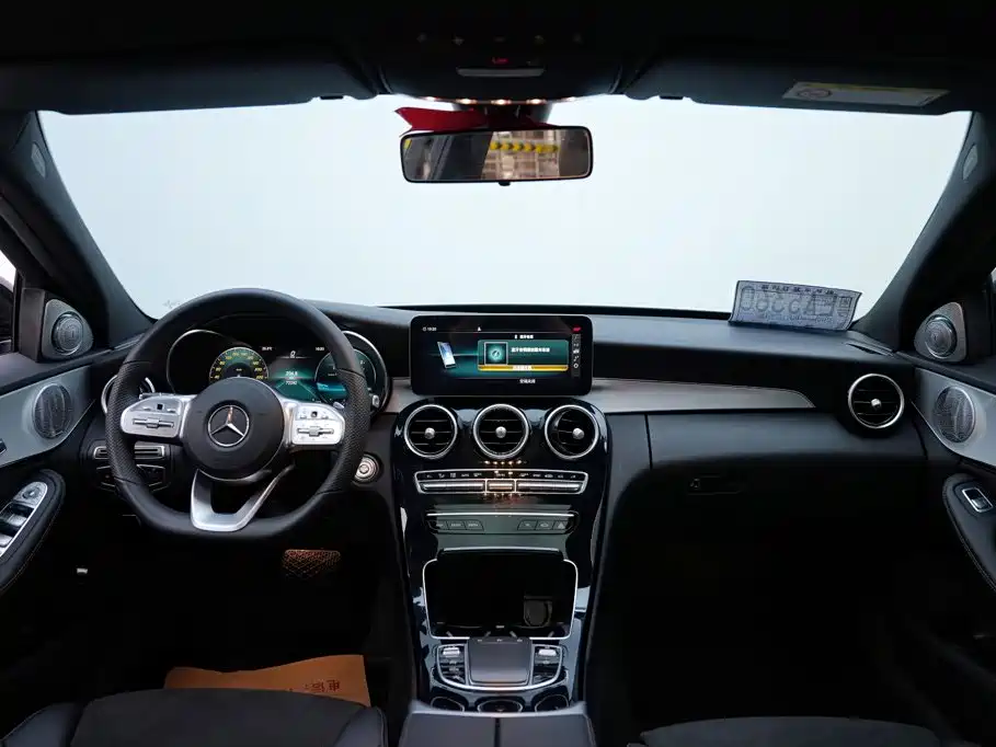 Mercedes-Benz C-Class — миниатюра 9