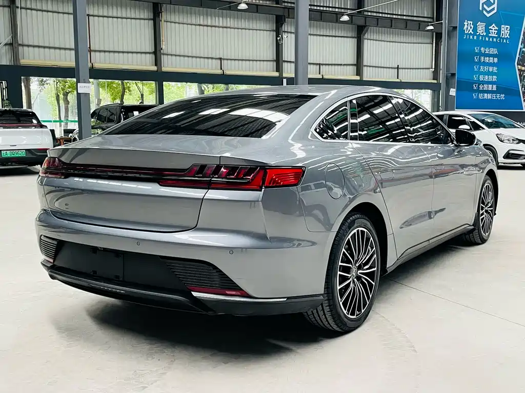 BYD Han — миниатюра 5