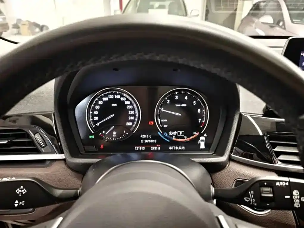 BMW X1 — миниатюра 11