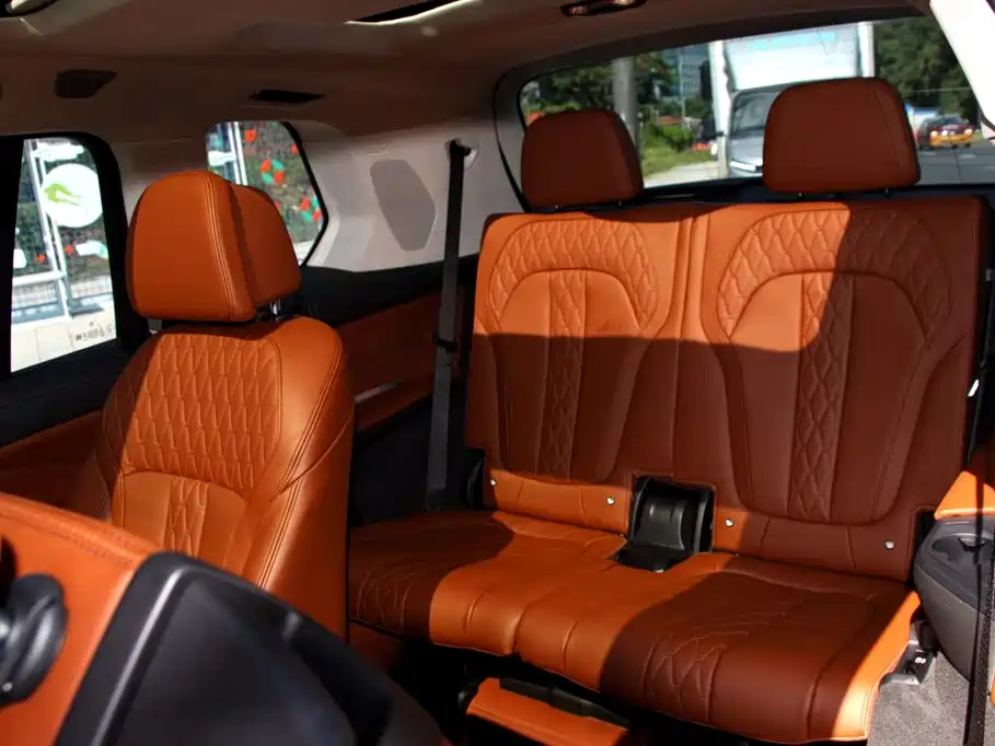 BMW X7 — миниатюра 17